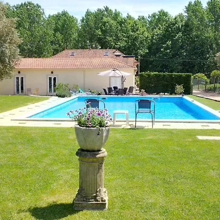 Oda ve Kahvaltı Casa Aguas Mansas 4*