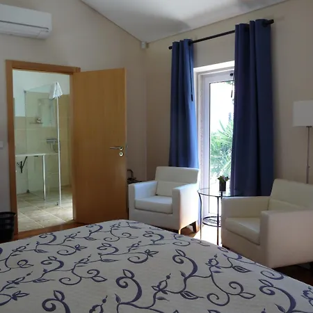 Casa Aguas Mansas Oda ve Kahvaltı 4*